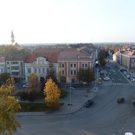 Hotel Srbija Вршац Экстерьер фото