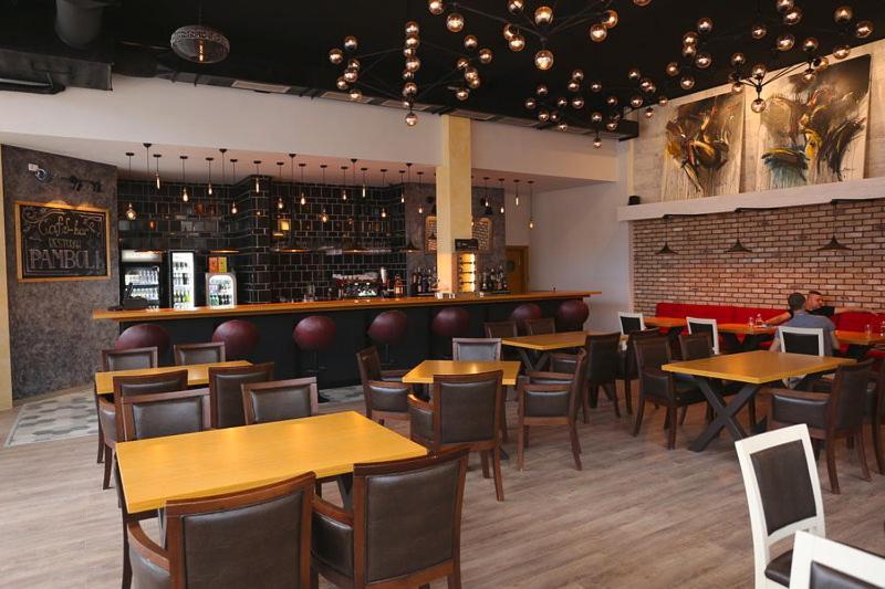 Hotel Srbija Вршац Экстерьер фото